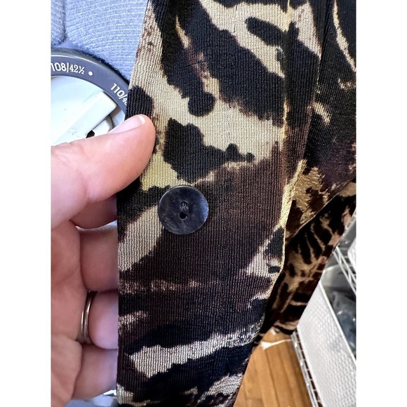 Chico's Traveler Liquid Knit Animal Print Slinky Button Up Duster/Dress, Sz M/8 - Picture 10 of 16